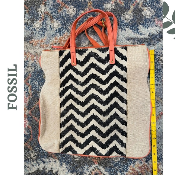 Fossil Chevron Print Canvas Tote Bag | Fold Over Convertible Crossbody Leather - Picture 3 of 10